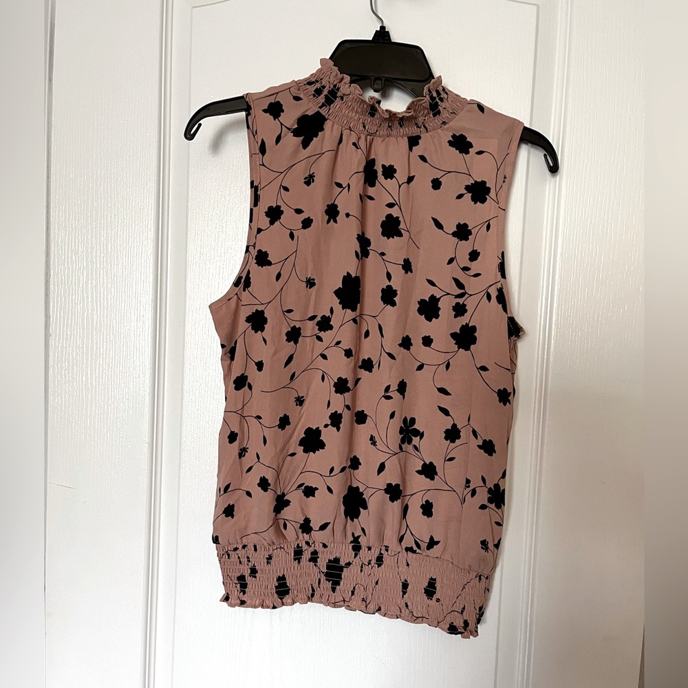 NWT Sienna Sky Top